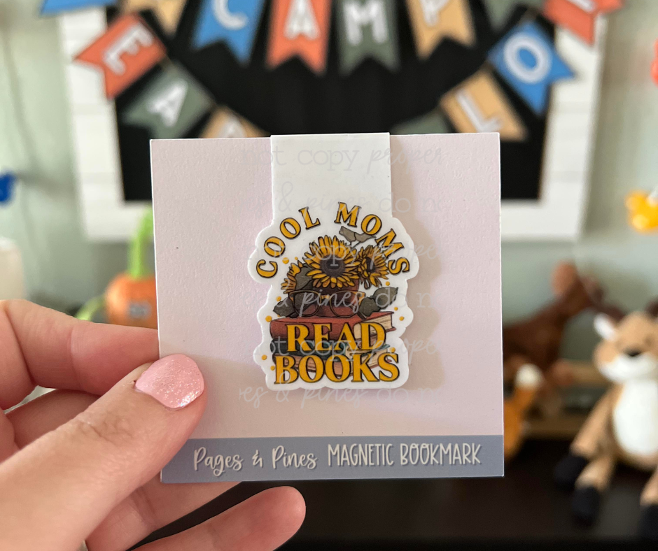 Cool Moms Read Books